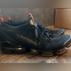 Nike vapormax black SOLD do not buy